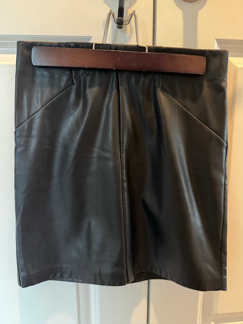 Dynamite‎ Faux Leather Black Skirt